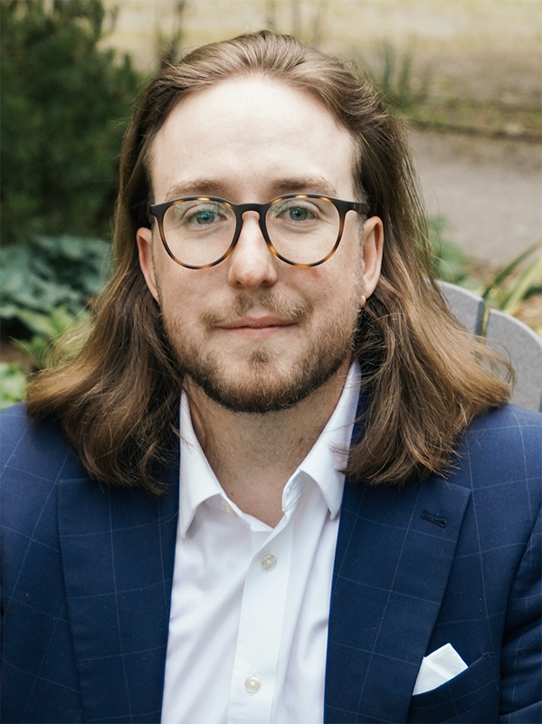 Ben_Headshot_800x600