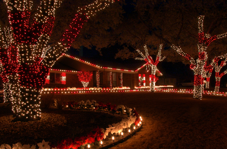How to make holiday lighting services a profitable add-on